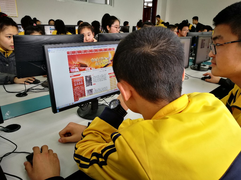 教员风采｜夏教授的课学员“怕又爱”